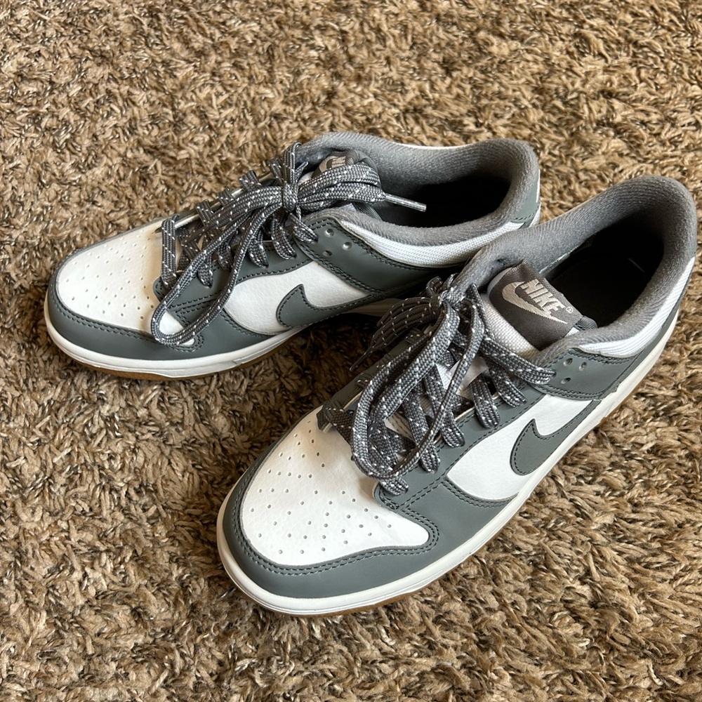 Nike Dunk Low - Picture 10 of 10